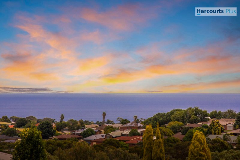 Photo - 16 Alfonso Drive, Hallett Cove SA 5158 - Image 3