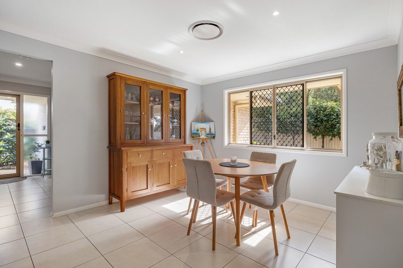 Photo - 16 Alford Place, Wellington Point QLD 4160 - Image 6
