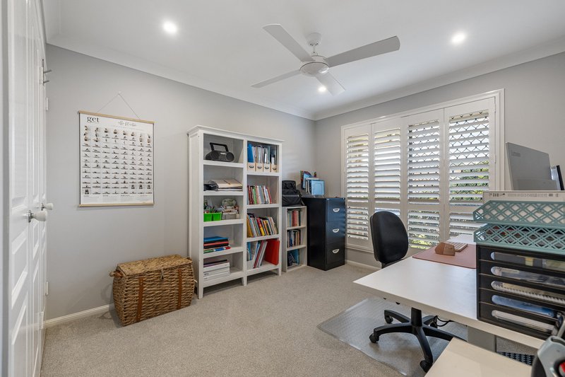 Photo - 16 Alford Place, Wellington Point QLD 4160 - Image 12