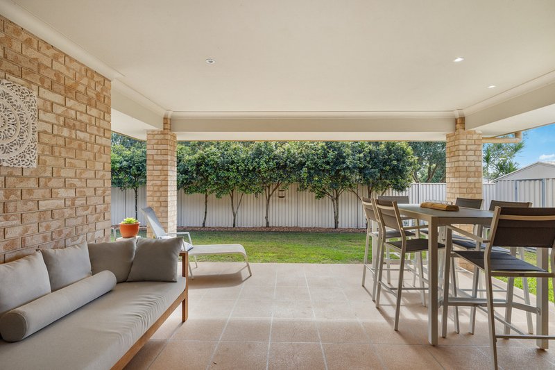Photo - 16 Alford Place, Wellington Point QLD 4160 - Image 14