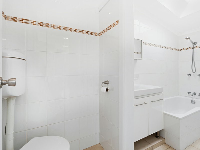 Photo - 16 Alice Street, Newtown NSW 2042 - Image 11