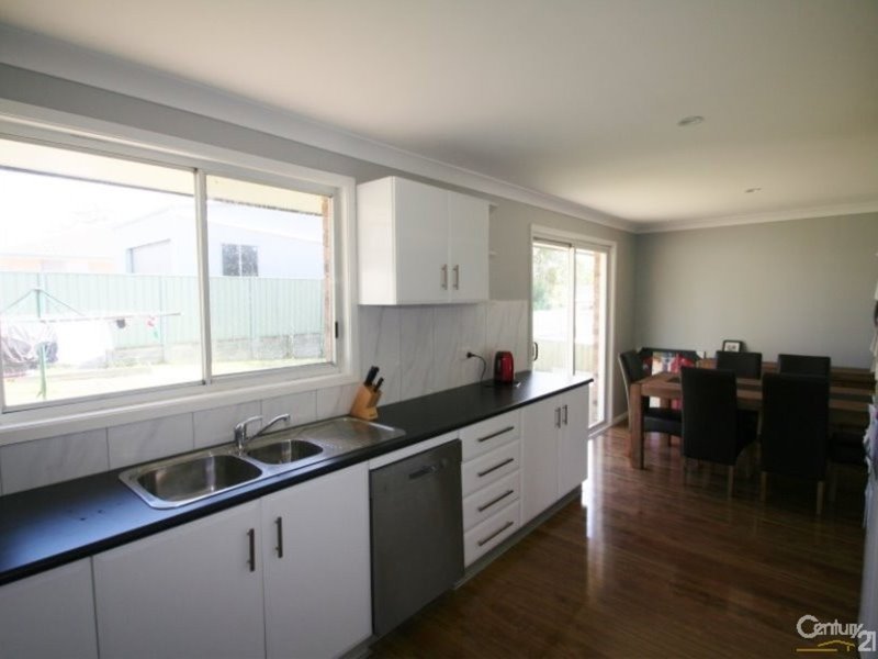 Photo - 16 Alkrington Avenue , Fishing Point NSW 2283 - Image 7