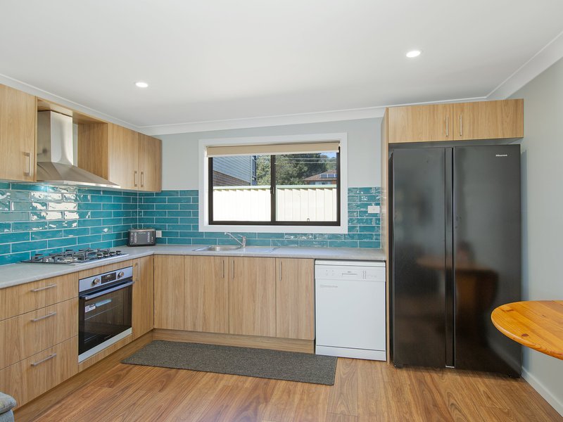 Photo - 16 Allambee Crescent, Blue Haven NSW 2262 - Image 2