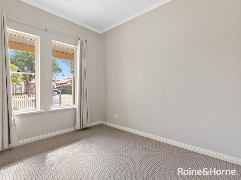 Photo - 16 Allchurch Ave , North Plympton SA 5037 - Image 8