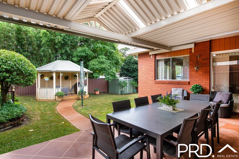 16 Amberdale Avenue, Picnic Point NSW 2213