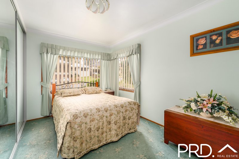 Photo - 16 Amberdale Avenue, Picnic Point NSW 2213 - Image 6