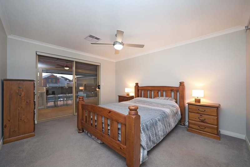 Photo - 16 Andros Circuit, Mindarie WA 6030 - Image 10