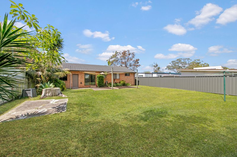 Photo - 16 Annabel Avenue, Lake Munmorah NSW 2259 - Image 9