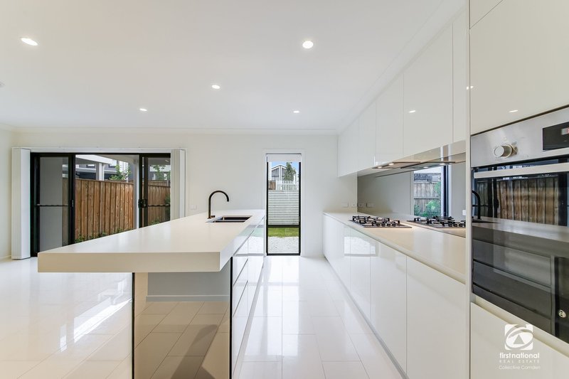 Photo - 16 Annanvale Circuit, Mount Annan NSW 2567 - Image 5