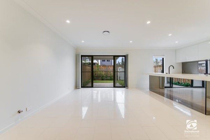 Photo - 16 Annanvale Circuit, Mount Annan NSW 2567 - Image 6