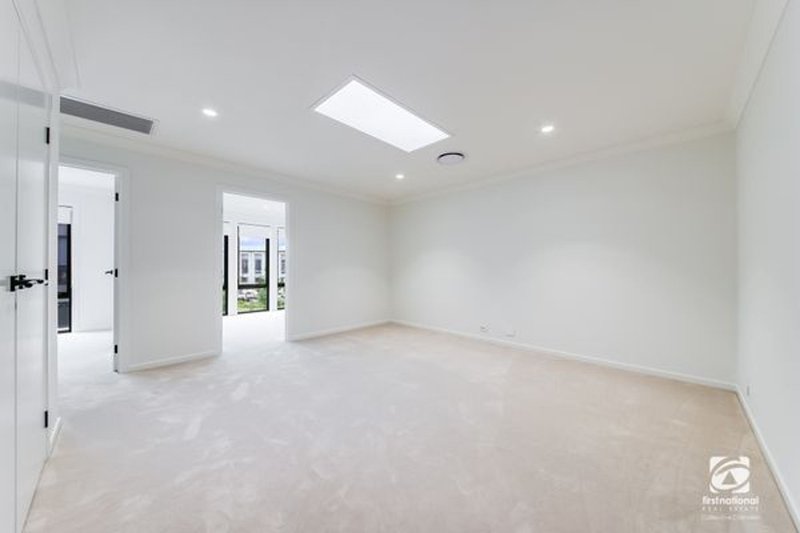 Photo - 16 Annanvale Circuit, Mount Annan NSW 2567 - Image 11