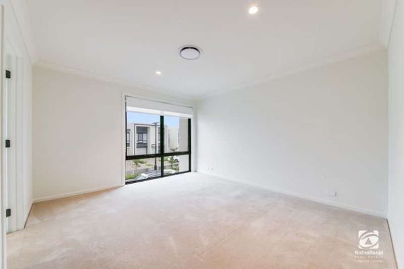 Photo - 16 Annanvale Circuit, Mount Annan NSW 2567 - Image 15