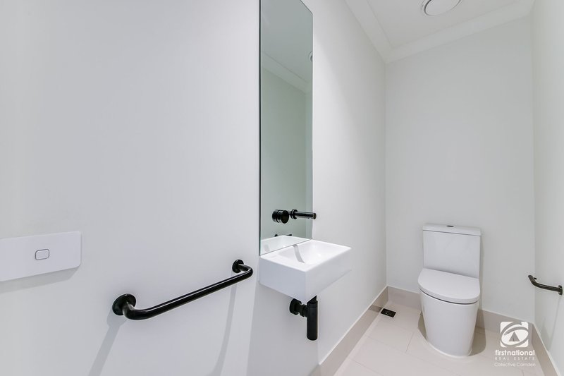 Photo - 16 Annanvale Circuit, Mount Annan NSW 2567 - Image 16