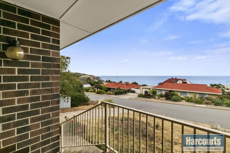 16 Arafura Court, Hallett Cove SA 5158