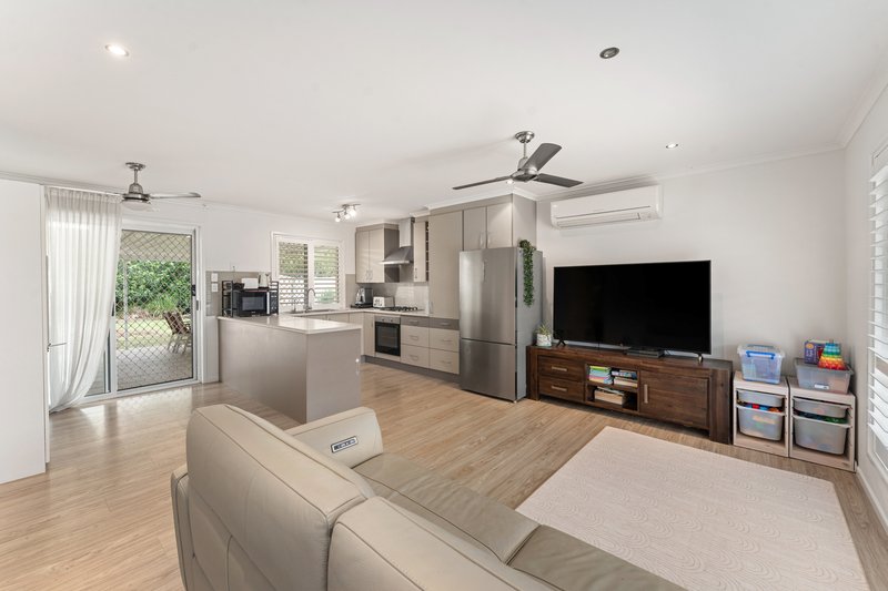 Photo - 16 Argyll Street, Caboolture QLD 4510 - Image 5