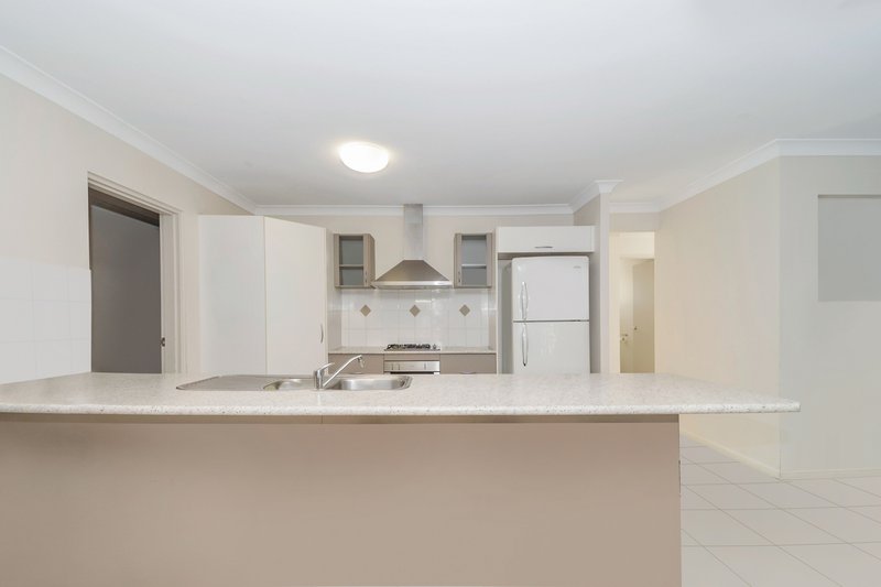 Photo - 16 Armistice Street, Burdell QLD 4818 - Image 4