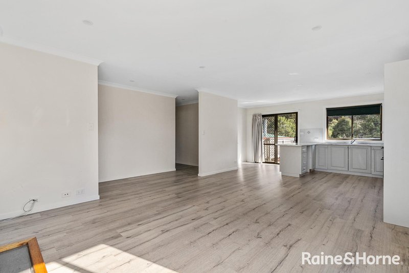 Photo - 16 Arunta Crescent, Chigwell TAS 7011 - Image 4