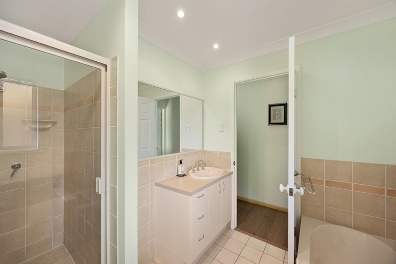 Photo - 16 Ascot Place, Bracken Ridge QLD 4017 - Image 12