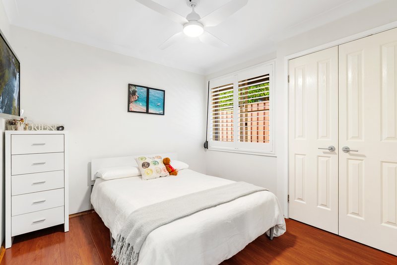 Photo - 16 Ashur Crescent, Greenfield Park NSW 2176 - Image 6