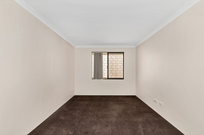 Photo - 16 Aspera Elbow , Baldivis WA 6171 - Image 10