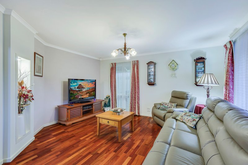 Photo - 16 Athena Place, Epping VIC 3076 - Image 7