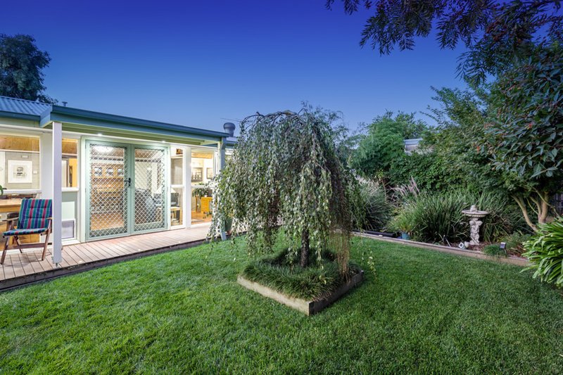 Photo - 16 Athena Place, Epping VIC 3076 - Image 17