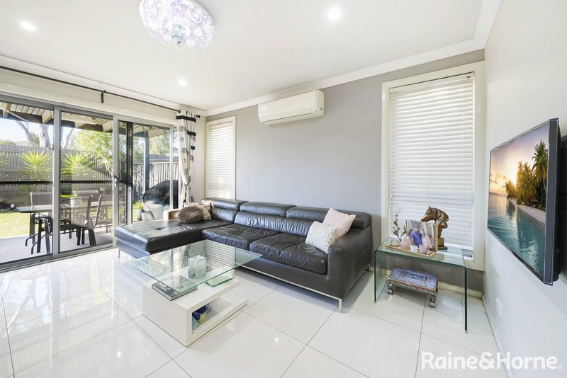 Photo - 16 Atlantic Boulevard, Glenfield NSW 2167 - Image 6