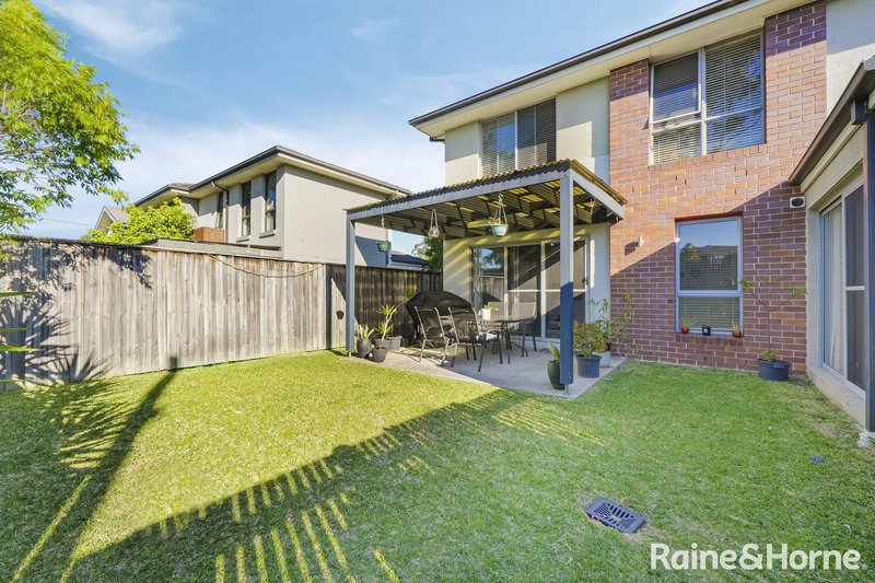 Photo - 16 Atlantic Boulevard, Glenfield NSW 2167 - Image 10