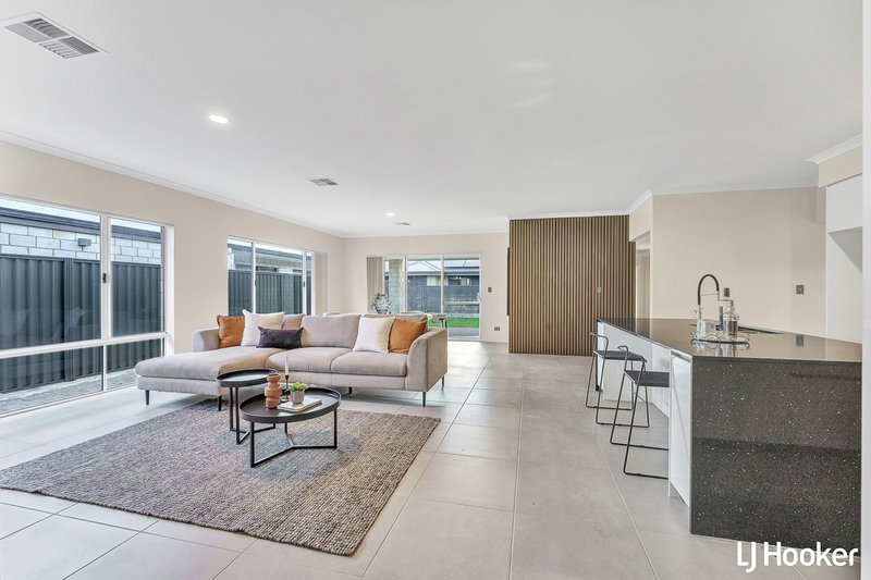 Photo - 16 Atmosphere Loop, Southern River WA 6110 - Image 12