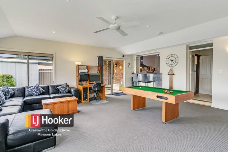 Photo - 16 Augustus Street, Modbury Heights SA 5092 - Image 11