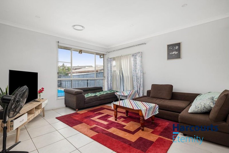 Photo - 16 Austin Crescent, Constitution Hill NSW 2145 - Image 2