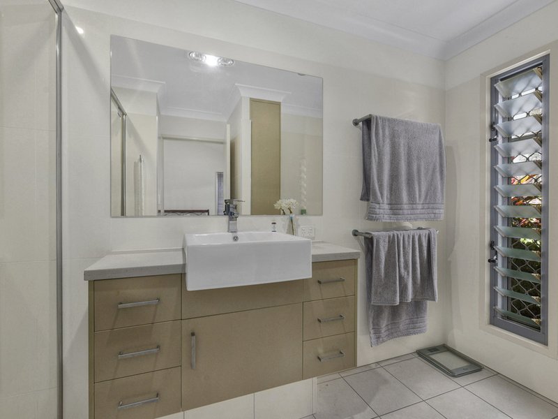 Photo - 16 Azahar Street, Carseldine QLD 4034 - Image 6