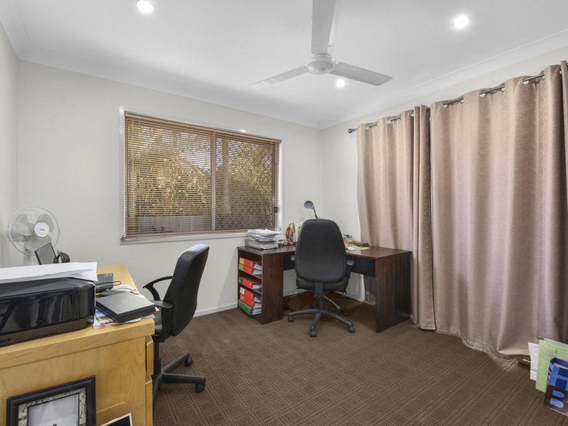 Photo - 16 Azahar Street, Carseldine QLD 4034 - Image 9