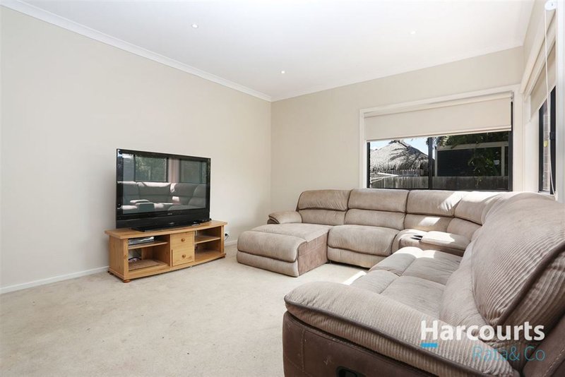 Photo - 16 Bacchus Drive, Epping VIC 3076 - Image 3