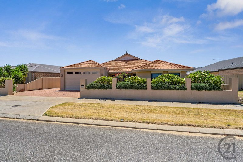 16 Badgerup Avenue, Lakelands WA 6180