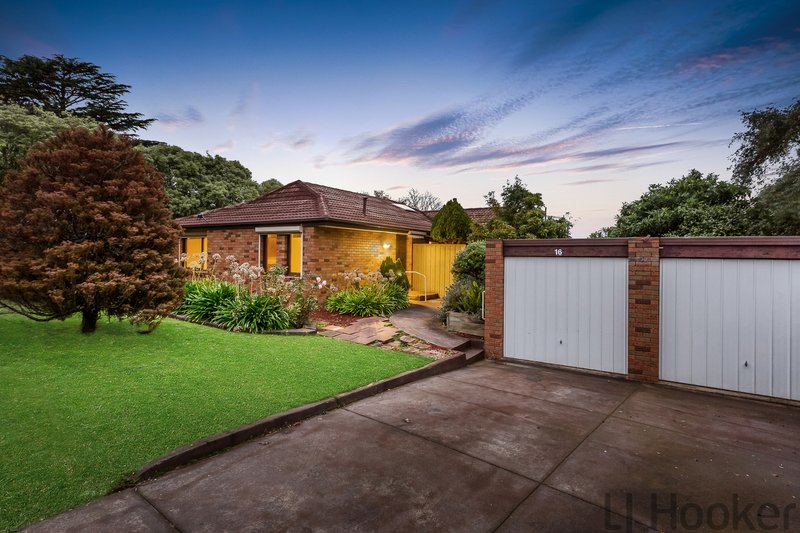 16 Bales Street, Ferntree Gully VIC 3156