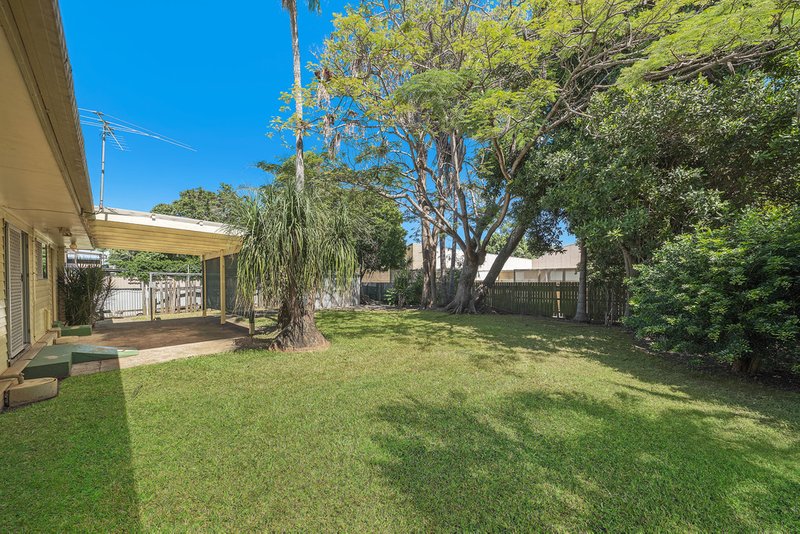 Photo - 16 Ballynde Street, Bracken Ridge QLD 4017 - Image 4