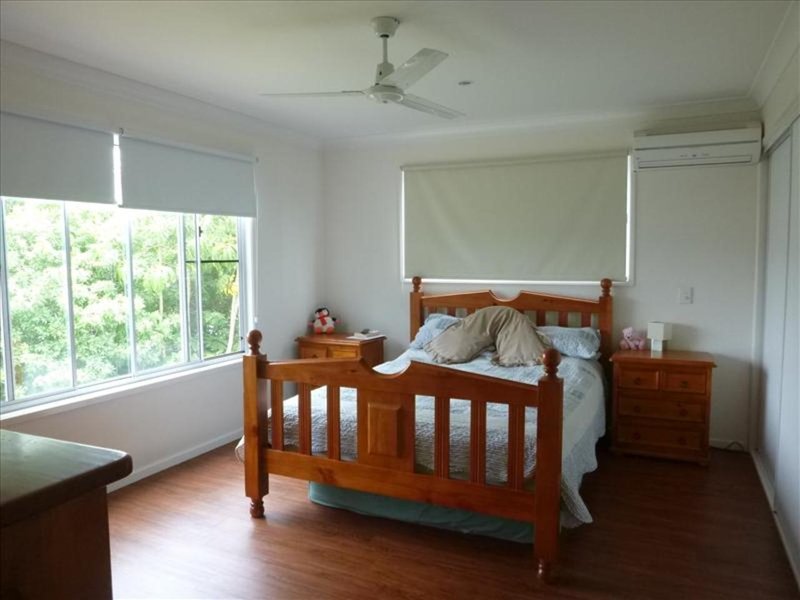 Photo - 16 Balmoral Place, Deception Bay QLD 4508 - Image 5