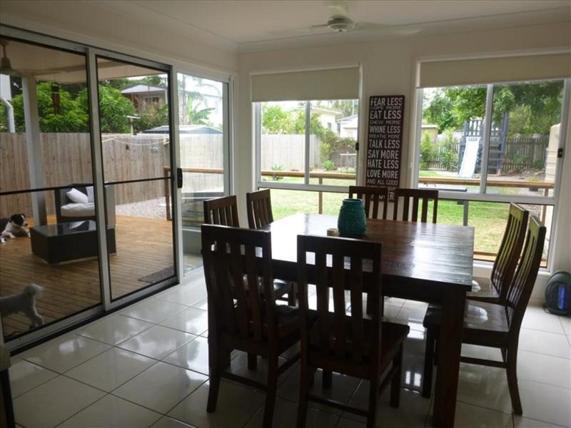 Photo - 16 Balmoral Place, Deception Bay QLD 4508 - Image 10