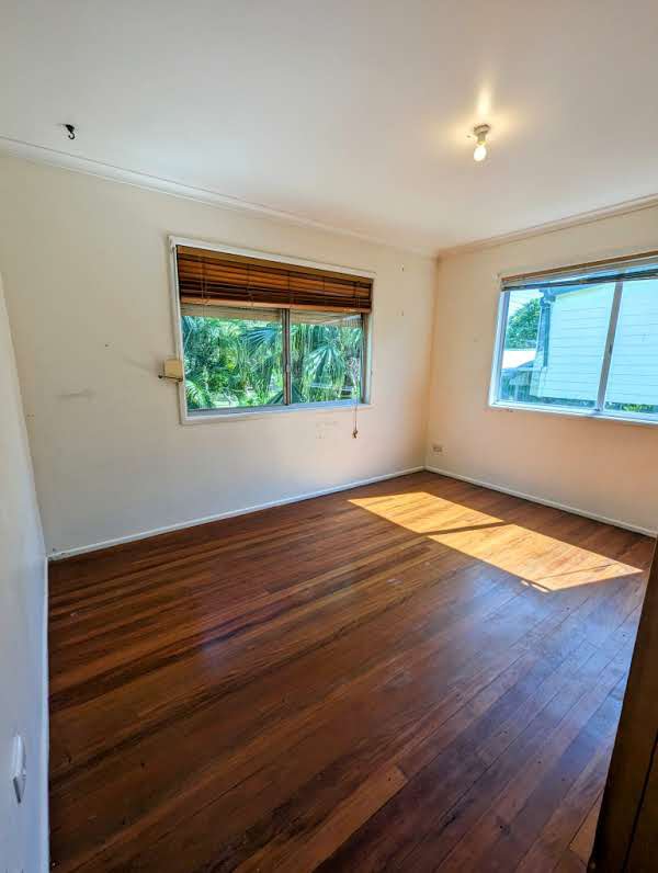 Photo - 16 Balsa Street, Crestmead QLD 4132 - Image 13