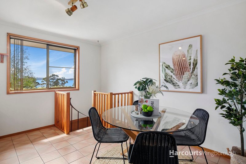 Photo - 16 Baringa Road, Taroona TAS 7053 - Image 11