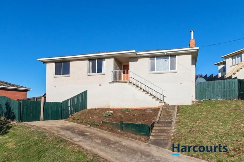 16 Barker Street, Ulverstone TAS 7315