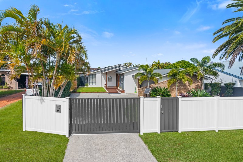 16 Barklya Place, Palm Beach QLD 4221