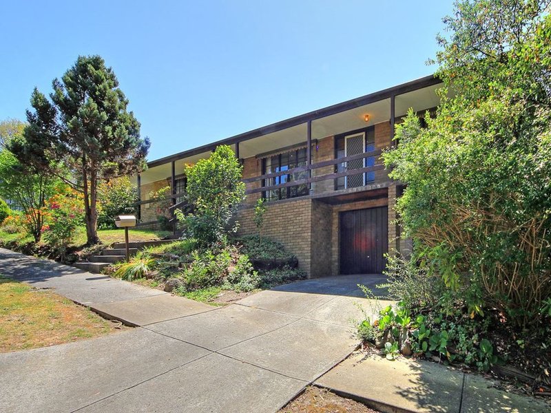 16 Barnesdale Drive, Vermont VIC 3133