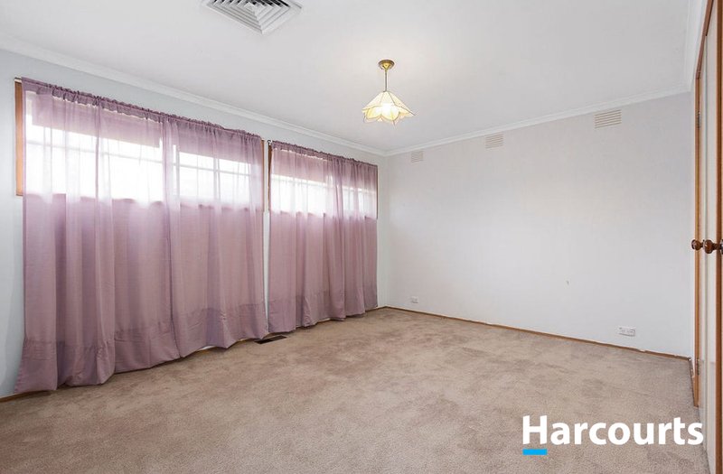 Photo - 16 Barossa Avenue, Vermont South VIC 3133 - Image 6