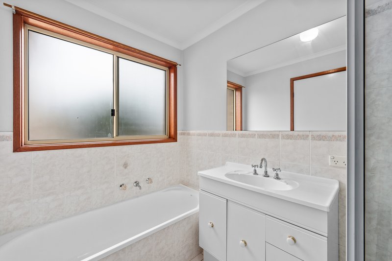 Photo - 16 Barracks Flat Drive, Karabar NSW 2620 - Image 22
