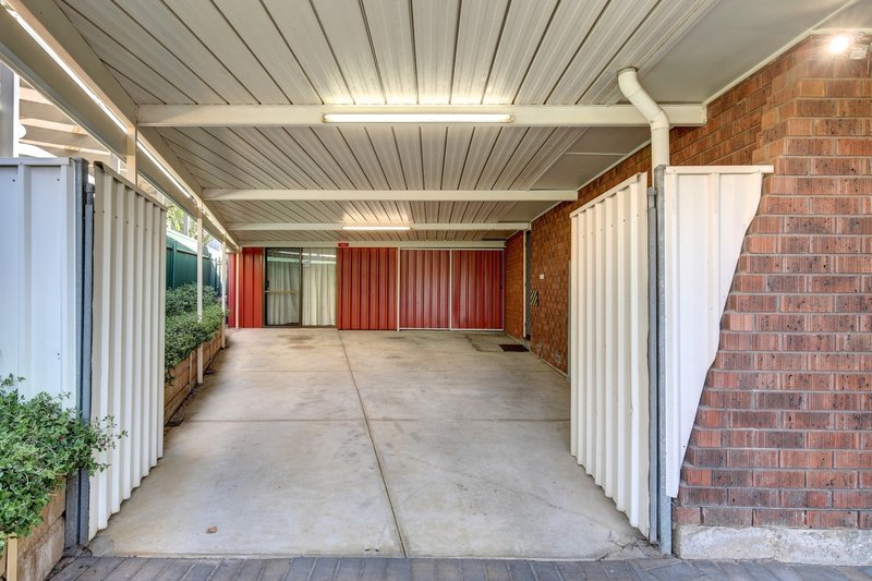 Photo - 16 Barrdickson Crescent, Happy Valley SA 5159 - Image 22