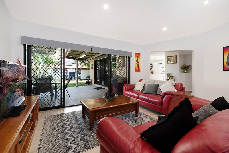 Photo - 16 Barrier Close, Buderim QLD 4556 - Image 3