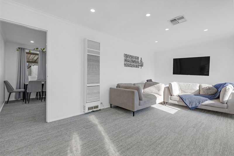 Photo - 16 Barton Crescent, Burton SA 5110 - Image 5