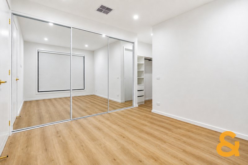 Photo - 16 Basalt Street, Donnybrook VIC 3064 - Image 9